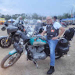 Meet your Posher, Jorge eduardo martin